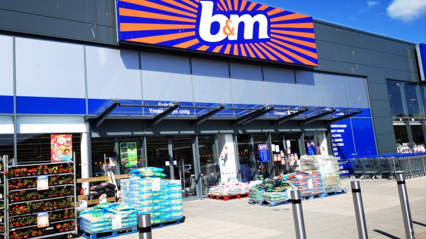 B&M shoppers are rushing to buy festive chocolate treats that are perfect for Christmas Eve boxes --[Reported by Umva mag]