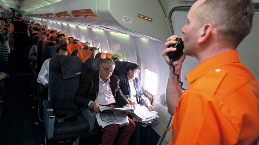 Expert reveals the real reason you can ‘never hear the plane announcements’ during a flight --[Reported by Umva mag]