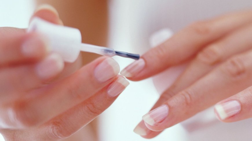 The subtle sign on your fingernail that means you could be at risk of sudden death – and 6 other red flags --[Reported by Umva mag]