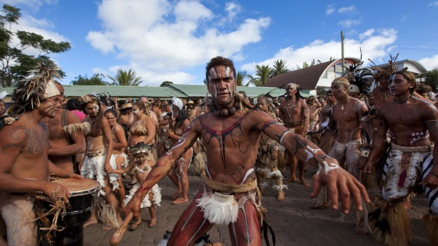 Scientists ‘uncover real history behind Easter Island tribe’ casting doubt on 400-year-old story of war & cannibalism --[Reported by Umva mag]