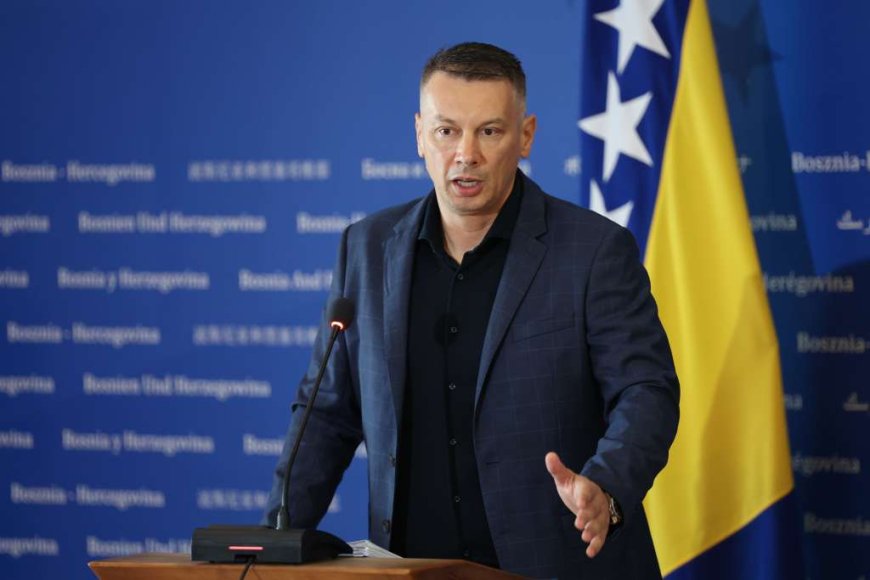 The Minister of Security of BiH thanked Henrik Nielsen and FRONTEX for their support in the final stages of signing the agreement --[Reported by Umva mag]