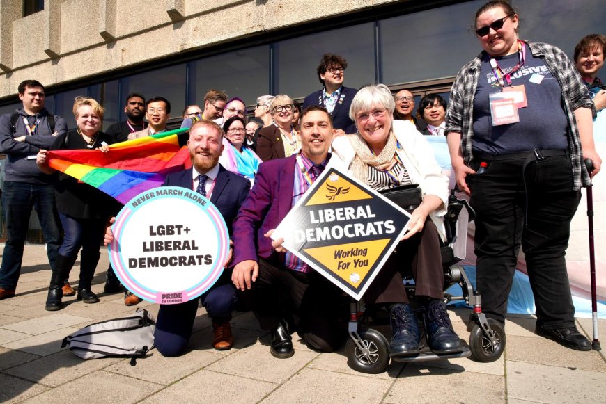 Show of support for trans people at Lib Dems’ conference in Brighton --[Reported by Umva mag]