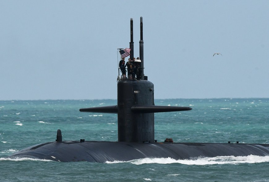 The US Navy have launched a ‘gender neutral’ submarine and bigots are losing their minds --[Reported by Umva mag]