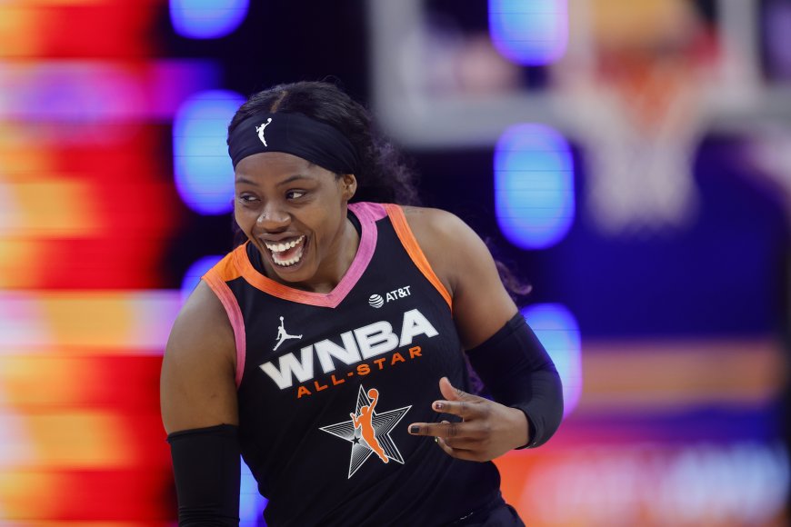 WNBA star Arike Ogunbowale is honoured with her own day in Dallas, Texas --[Reported by Umva mag]