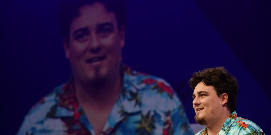 Billionaire Palmer Luckey takes a victory lap with return to headset world 8 years after getting fired from Facebook --[Reported by Umva mag]