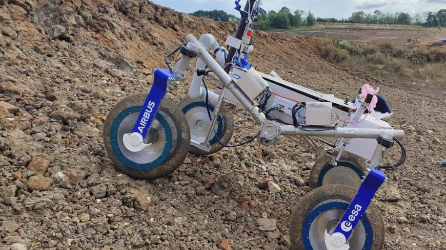 Europe's Mars 'fetch rover' nails sample pick-up test in the field (video) --[Reported by Umva mag]