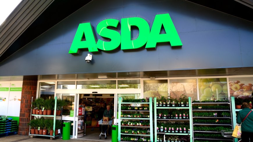 Asda shoppers rush to buy ‘absolute bargain’ garden furniture scanning for 50% less at the checkout --[Reported by Umva mag]