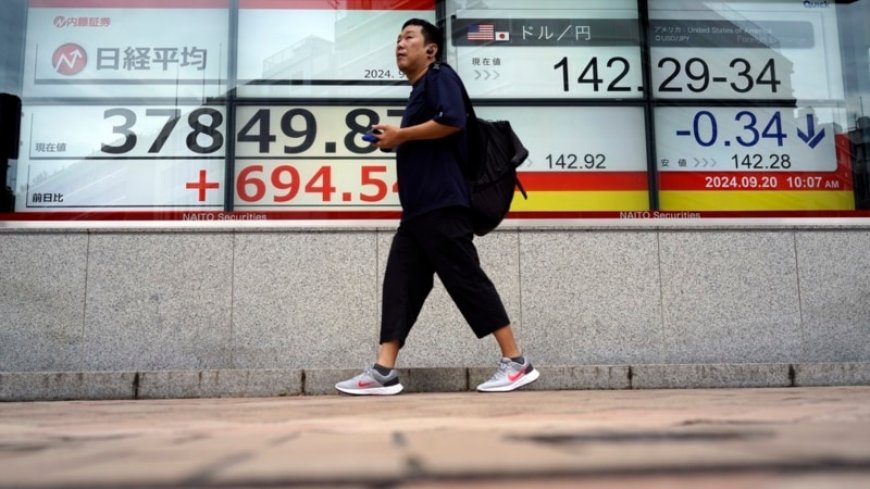 Asian stocks follow Wall Street's rate cut rally higher --[Reported by Umva mag]