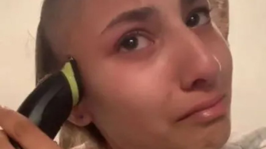 Tearful moment girl, 16, pulls out clumps of hair to share devastating reality of cancer after mistaking it for bug bite --[Reported by Umva mag]