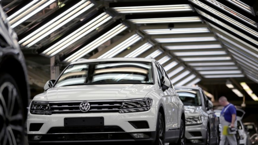 German minister: VW must solve most of its problems alone  --[Reported by Umva mag]