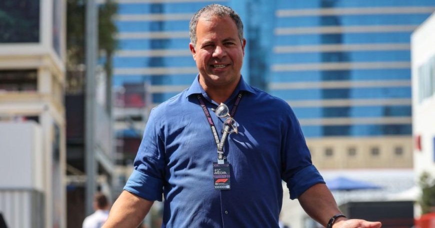 Sky F1 reporter issues grovelling apology after swearing on live TV --[Reported by Umva mag]