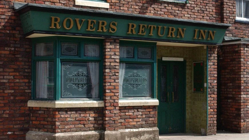 Coronation Street star confirms he’s quit the soap after fans hit out at character’s disappearance --[Reported by Umva mag]