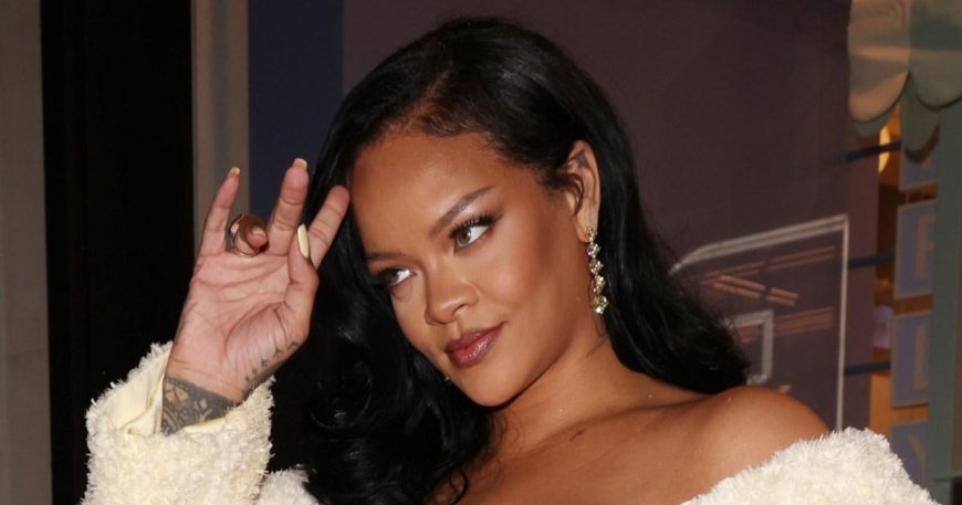 Rihanna’s return to music ‘revealed’ after secret visit to London recording studio --[Reported by Umva mag]