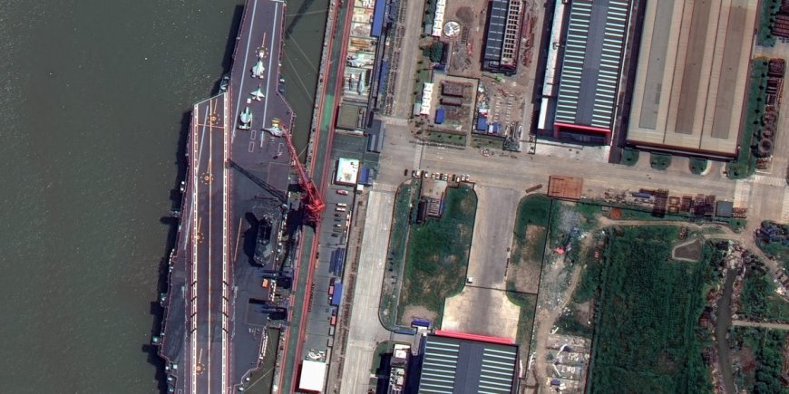 These big shipyards are China's shipbuilding power players and are cranking out new warships at a breakneck pace --[Reported by Umva mag]