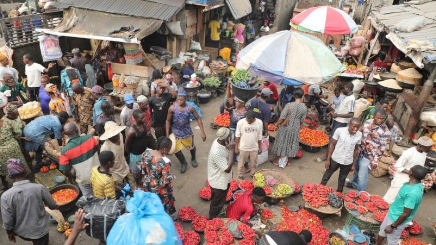 Nigeria’s inflation rate dips, but Nigerians still feel the pinch --[Reported by Umva mag]