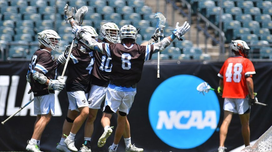 12 Tufts University lacrosse players diagnosed with rare, life-threatening muscle condition after team workout --[Reported by Umva mag]