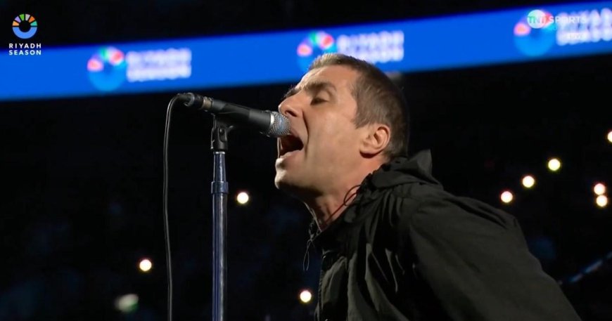 Boxing fans ‘put Oasis tickets up for sale’ after Liam Gallagher performance at Wembley --[Reported by Umva mag]