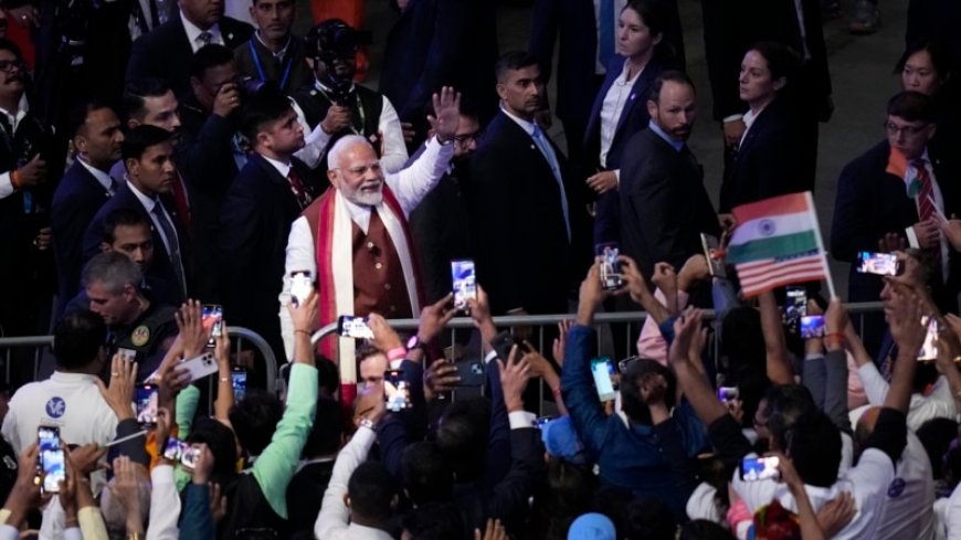 On New York visit, India's Modi celebrates cultural ties --[Reported by Umva mag]