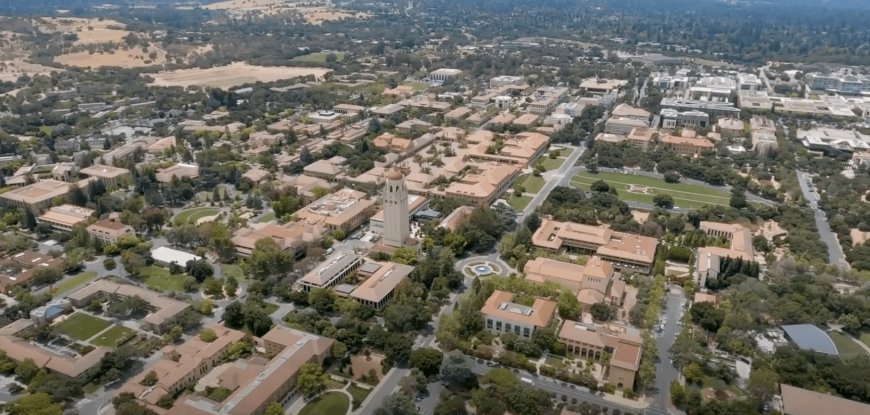 Stanford University Pushing DEI on Engineering Students --[Reported by Umva mag]