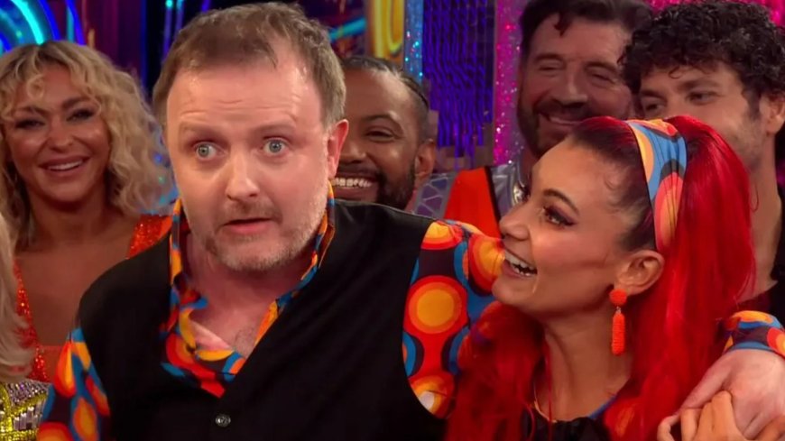 Strictly’s Chris McCausland takes swipe at show as he says pro partner Dianne ‘kicked him in the head’ during rehearsals --[Reported by Umva mag]