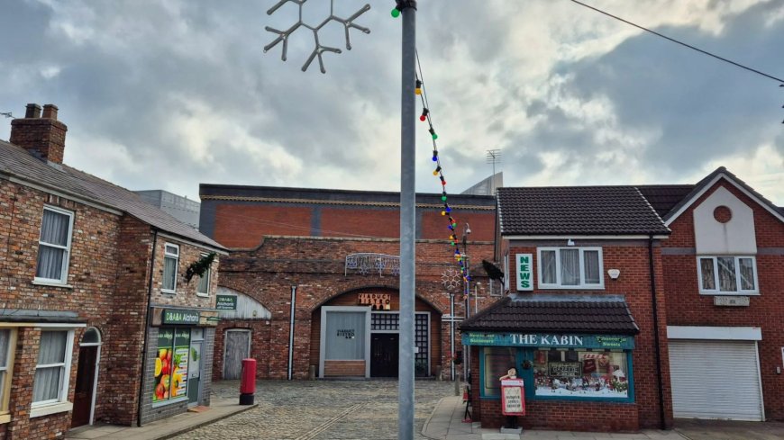 Coronation Street cobbles transformed as filming officially kicks off on dramatic Christmas episodes --[Reported by Umva mag]