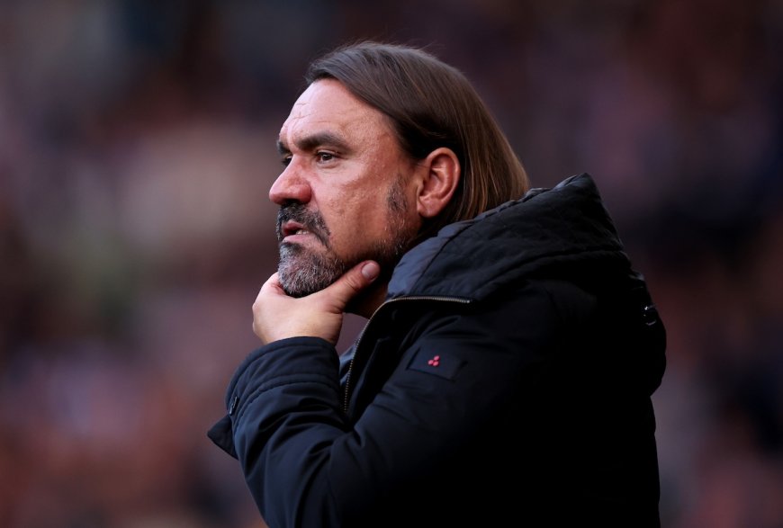 Daniel Farke reacts to Pascal Struijk penalty miss following Leeds United win --[Reported by Umva mag]