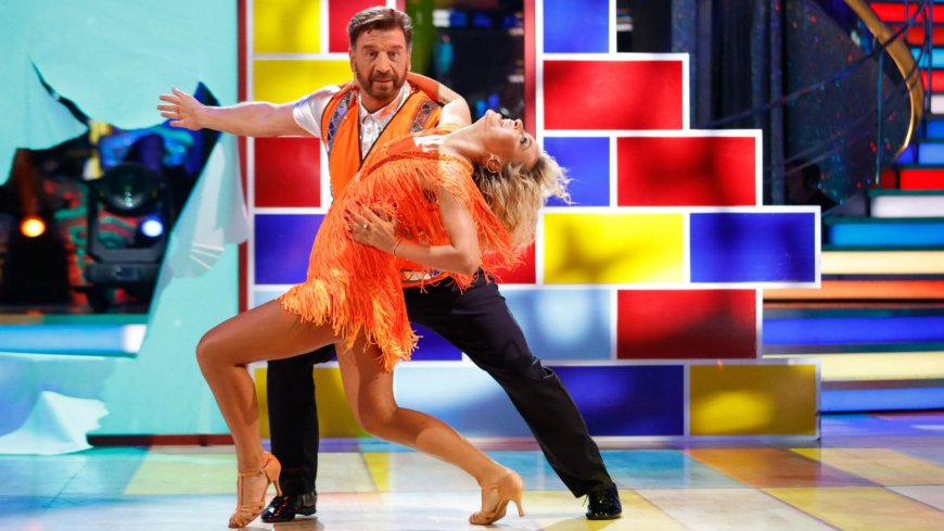 Major update on Nick Knowles’ Strictly Come Dancing future revealed after nasty injury left him in a sling --[Reported by Umva mag]