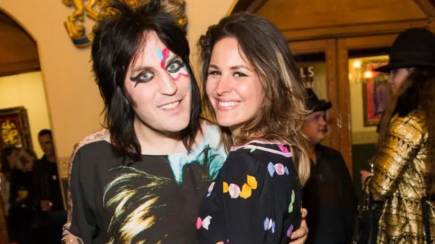 Who is Noel Fielding’s girlfriend Lliana Bird and how long has she dated the Bake Off co-presenter? --[Reported by Umva mag]