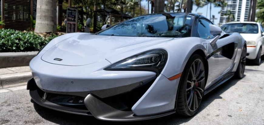 Your Dream Car Awaits: McLaren 570S Rental Services --[Reported by Umva mag]