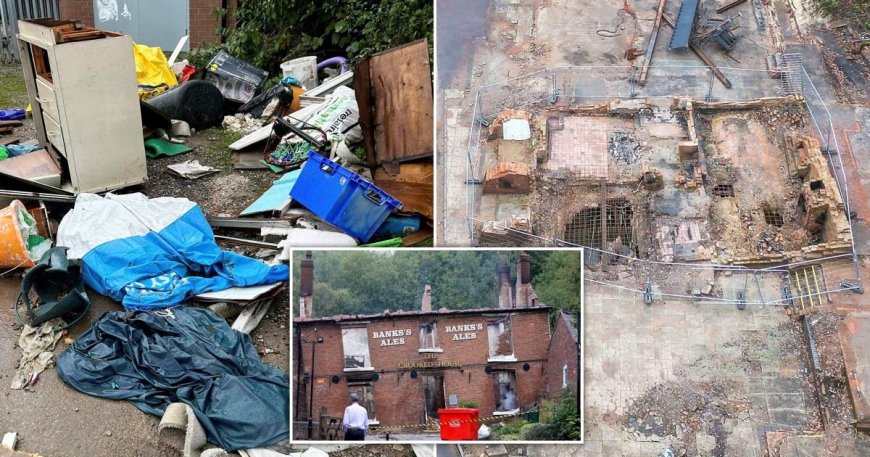 Crooked House site has become a fly-tip a year after it was destroyed --[Reported by Umva mag]