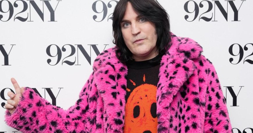 Inside Bake Off star Noel Fielding’s private life with famous girlfriend and kids --[Reported by Umva mag]