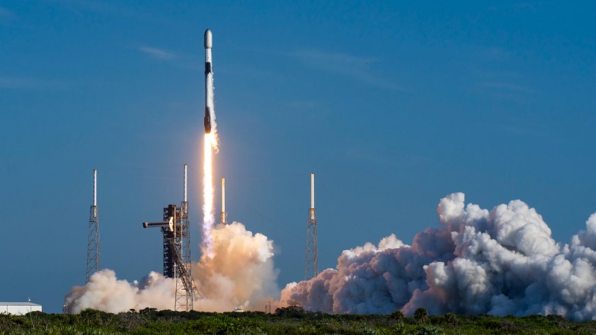 SpaceX launching 20 Starlink internet satellites to orbit early Sept. 25 --[Reported by Umva mag]