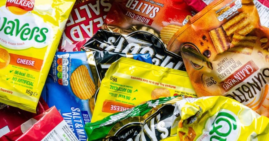 Pensioners urged to use crisp packets after losing £300 Winter Fuel Payments --[Reported by Umva mag]