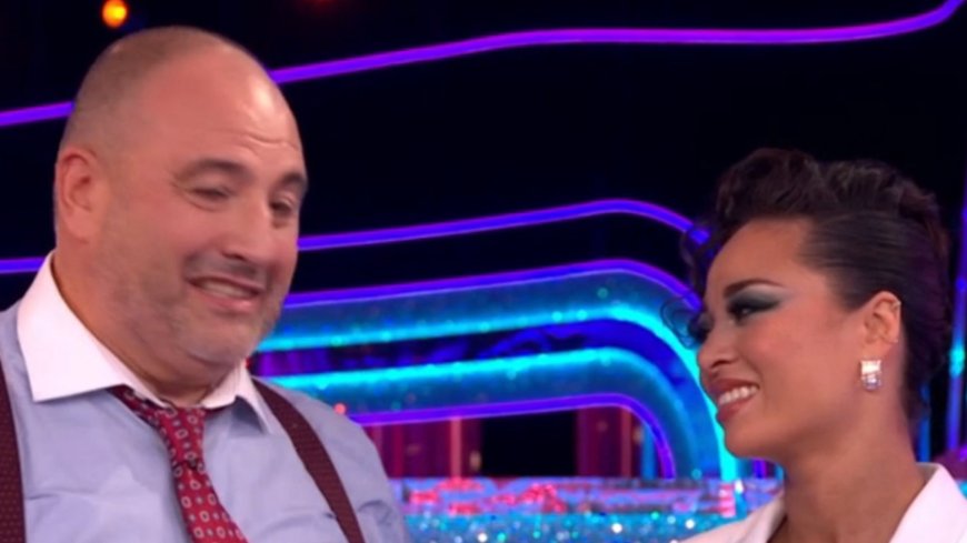 Strictly fans spot ‘tension’ as Wynne Evans gushes over Katya Jones as they return to TV after hand gate --[Reported by Umva mag]