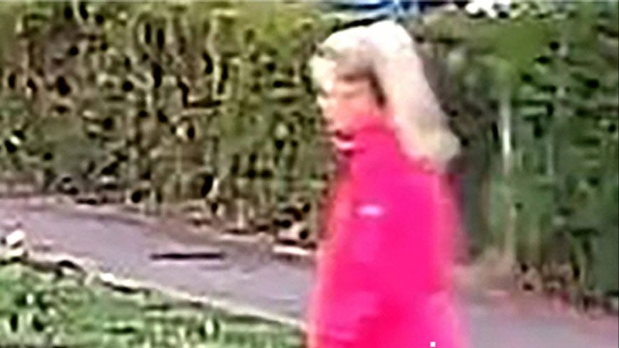 Haunting new CCTV shows final footsteps of murdered dogwalker Anita Rose as cops STILL haven’t found killer 3 months on --[Reported by Umva mag]