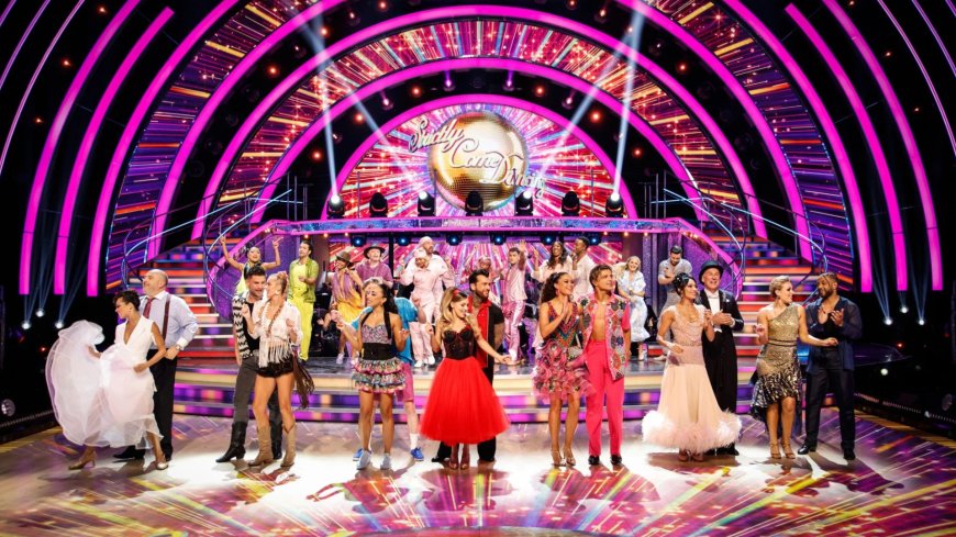 Strictly fans spot exact moment that proves pro dancer is ‘over’ competition saying ‘she put NO effort in’ --[Reported by Umva mag]