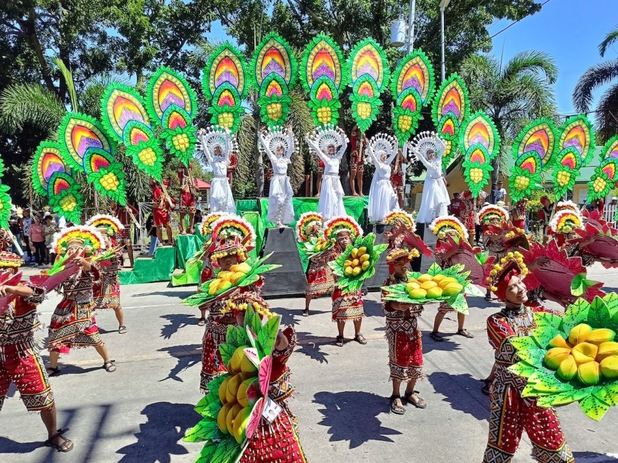 Camiguin Lanzones Festival: Celebrating 45 years of the sweet life --[Reported by Umva mag]