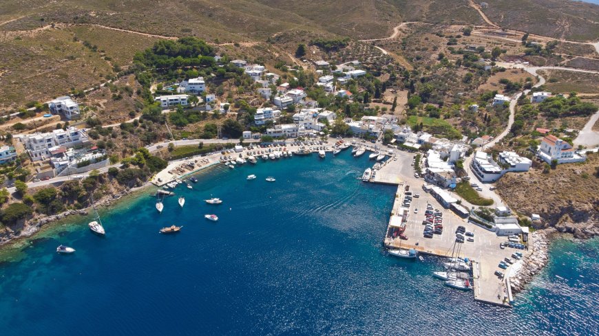 The ‘unique’ Greek island where locals holiday – that’s fighting to stay unpopular --[Reported by Umva mag]