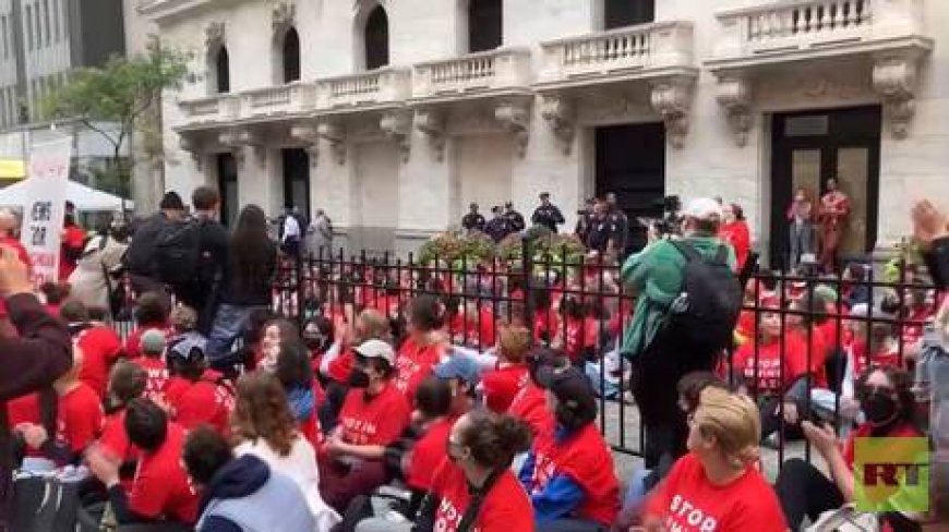 Pro-Palestine Jewish activists occupy Wall Street (VIDEO) --[Reported by Umva mag]