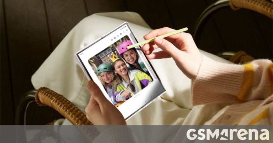 Galaxy AI can create slow-mo clips from any video or punch up your photos with generated images --[Reported by Umva mag]