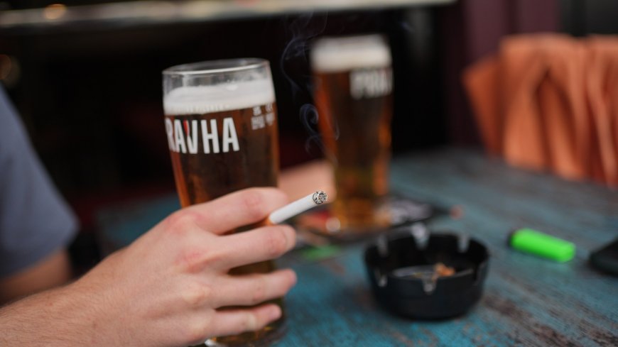 Pub garden smoking ban is not backed by majority of Brits, fresh poll reveals --[Reported by Umva mag]