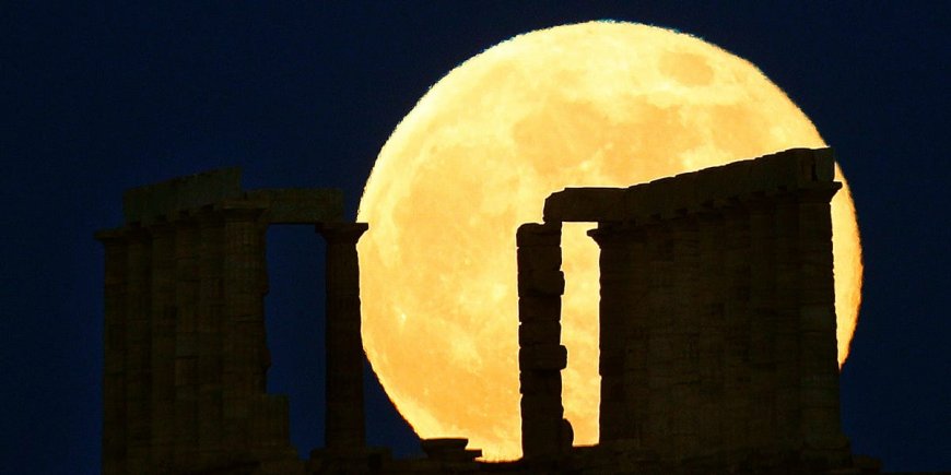 The year's biggest, brightest supermoon rises this week. Here's the best time to see it at its most brilliant. --[Reported by Umva mag]