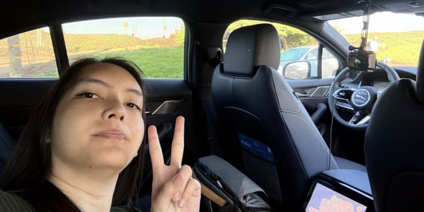 A former Twitter engineer got a Waymo robot taxi to give her a 6.5-hour ride around San Francisco. Here's what happened. --[Reported by Umva mag]