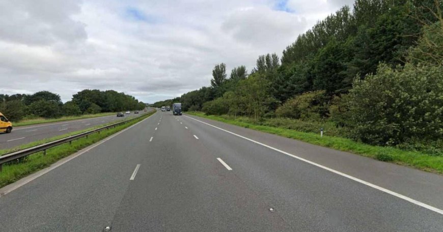 Major motorway closed for hours during rush hour after serious crash --[Reported by Umva mag]