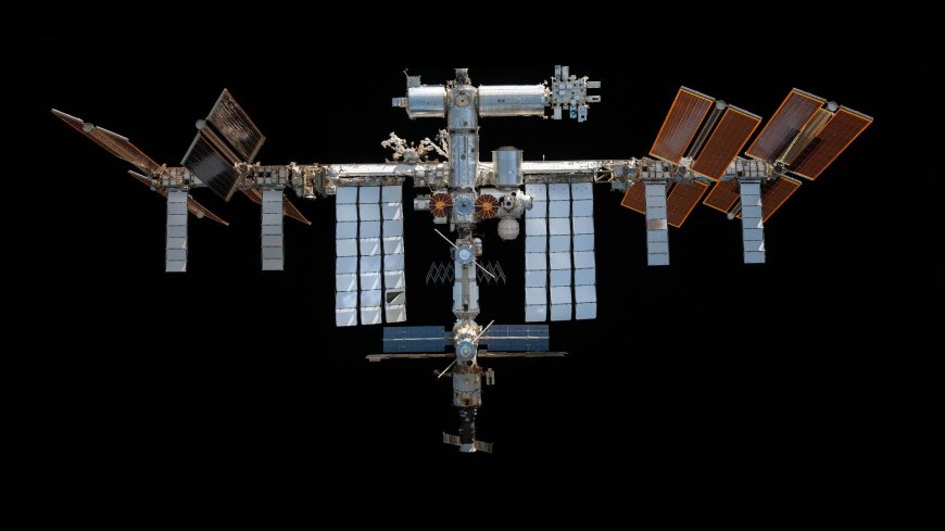 ISS leaks among 50 'areas of concern' for astronaut safety: report --[Reported by Umva mag]