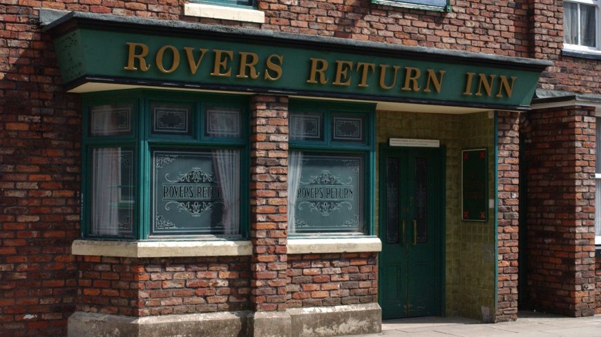 Coronation Street star confirms exit in emotional post after shock murder twist --[Reported by Umva mag]