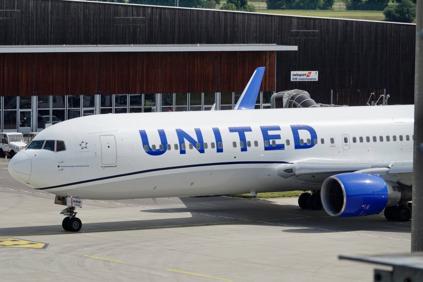 United adds new Dulles route, brings poshest plane to new destination --[Reported by Umva mag]