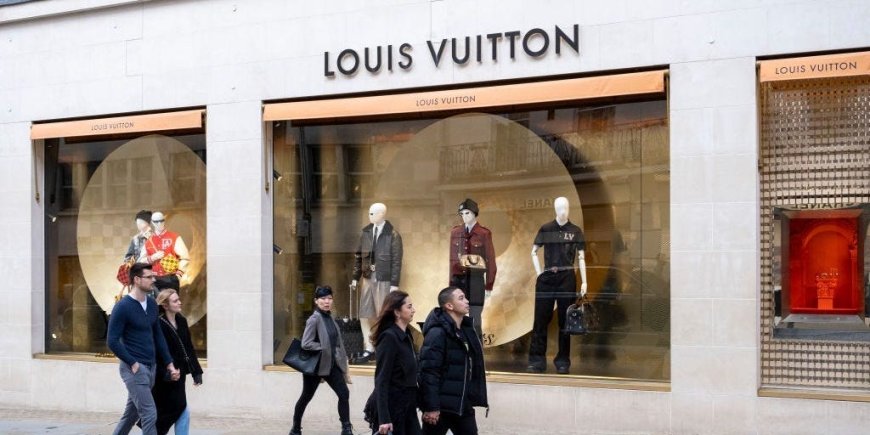 Luxury stocks slide as LVMH disappoints and Wall Street eyes few signs of stronger China demand despite stimulus --[Reported by Umva mag]