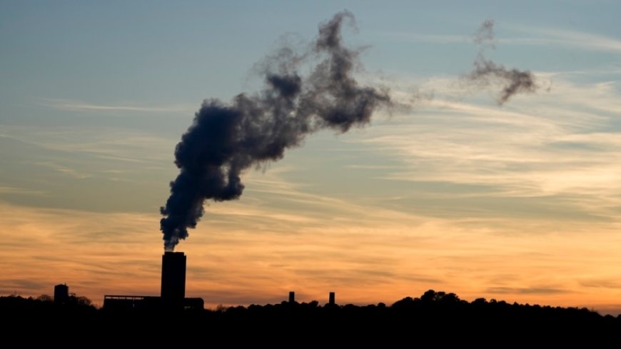 US Supreme Court declines to pause EPA power plant emissions rule --[Reported by Umva mag]