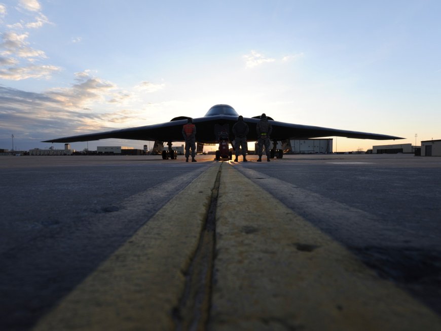 US says B2 bombers launched ‘precision strikes’ against Houthis in Yemen --[Reported by Umva mag]